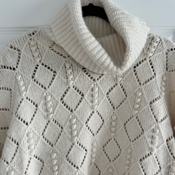Loft Chunky Knit Sweater - Picture 4 of 4
